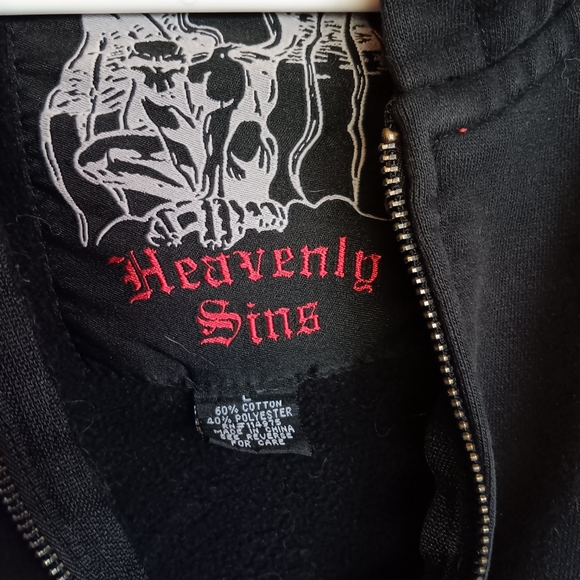 Heavenly Sins htf Vintage rhinestone Hoodie. Mising hoodie strings. L - Picture 6 of 7